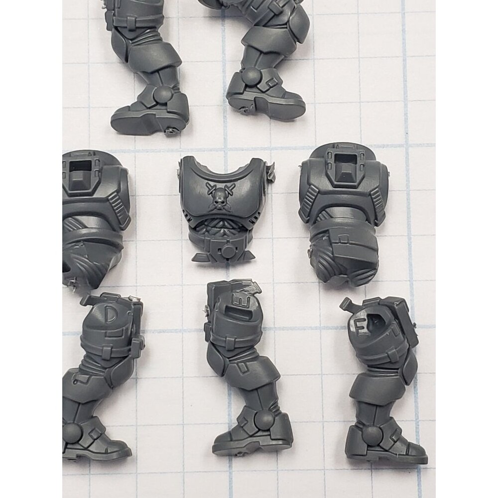 Warhammer 40k Space Marine Bits Primaris Reiver MK X Phobos Torso & Legs x5 - Picture 6 of 9